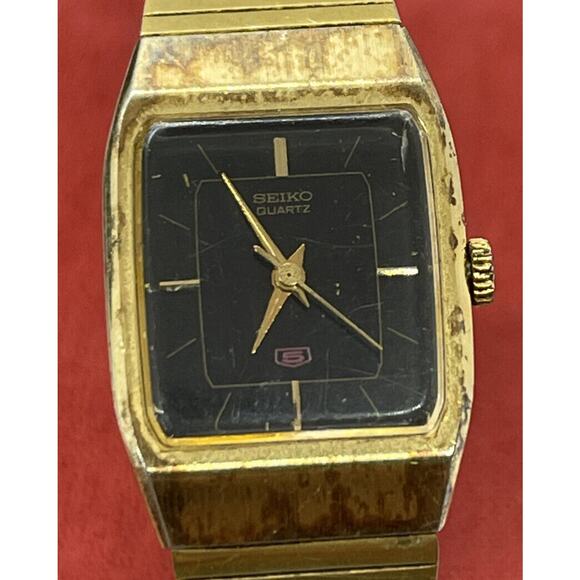 Vintage Seiko 5 2B21-5020 Gold Tone Quartz Analog Ladies Watch Black Dial - Picture 1 of 8
